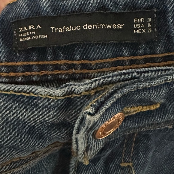 Zara ripped raw hem straight leg jeans 6 - Picture 7 of 7